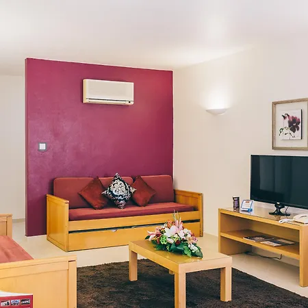 Grand Muthu Da Oura Aparthotel