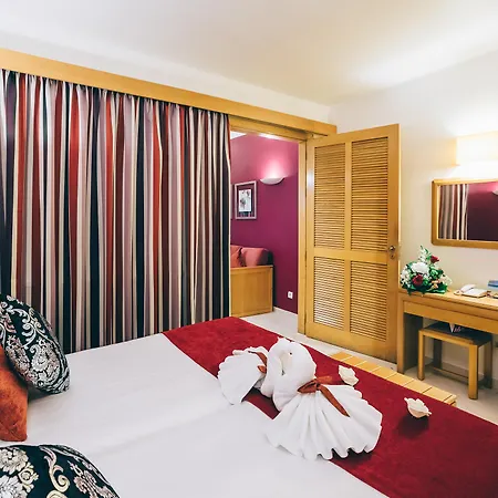 Appart hôtel Grand Muthu Da Oura