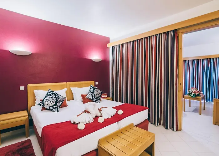 Grand Muthu Da Oura 5*